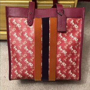 Coach Field Tote With Varsity Stripe Horse & Carriage Print